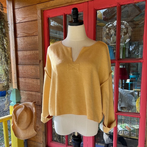 Kayla’s Armoire Tops Casual Crop In Buttery Banana Yellow Poshmark